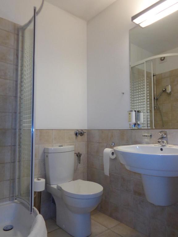 Hotel Via Appia Raszyn Pokoj fotografie